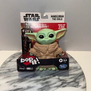 Disney STAR WARS Bop It! ~ Mandalorian The Child ~ Grogu Baby Yoda (2020) - NEW